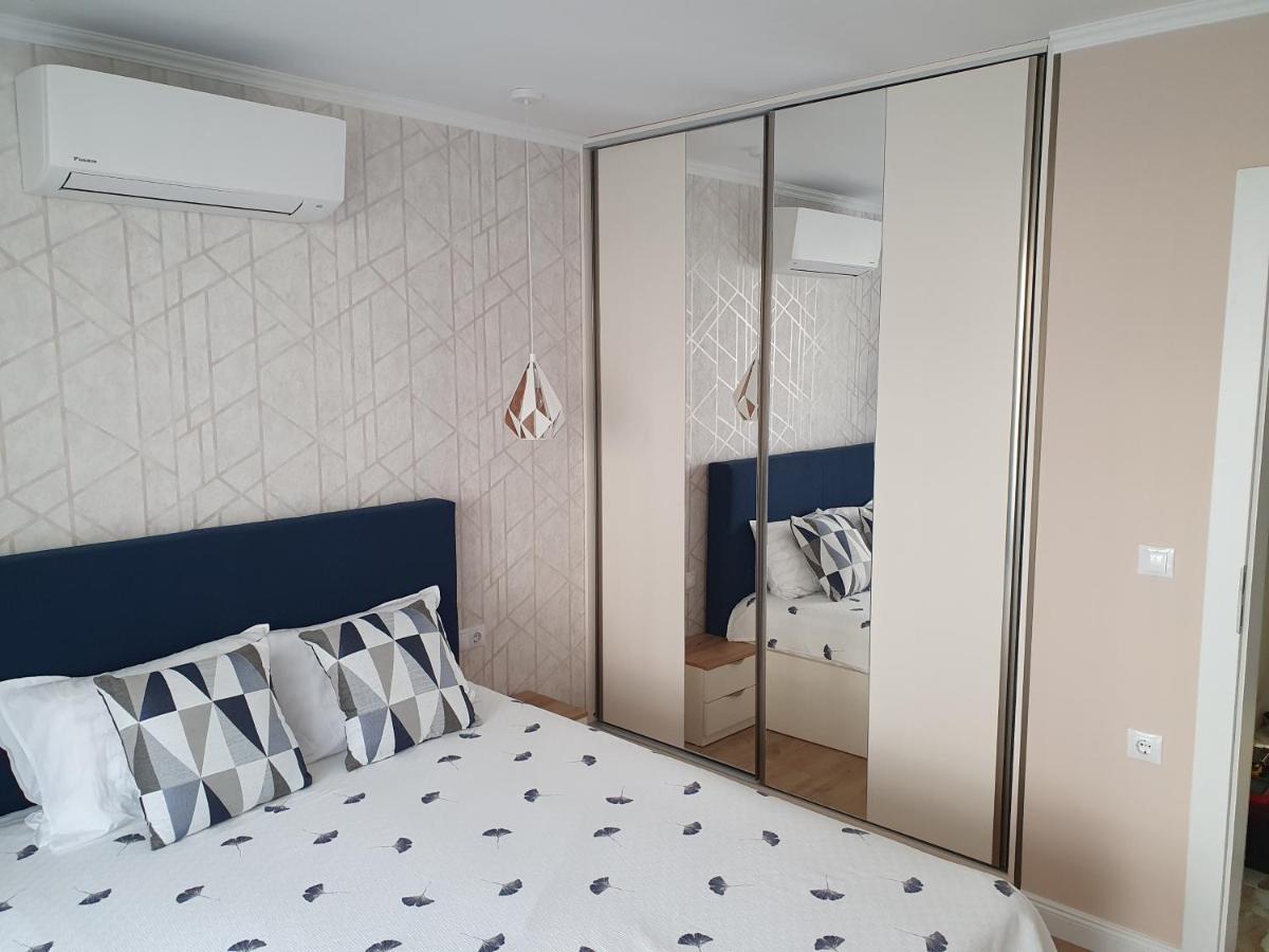 Ferienwohnung Sarafovo Sea Star Burgas City Exterior foto
